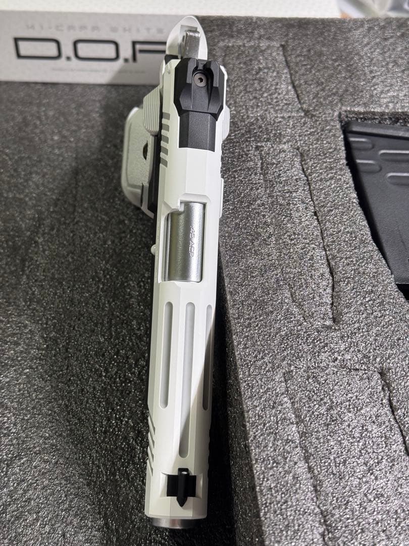 H*y様 東京マルイガスガン ハイキャパ ホワイトD.O.R