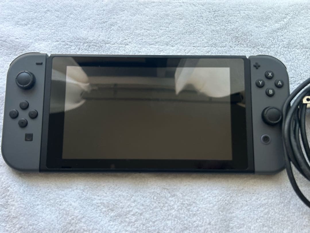 [美品］Nintendo Switch 本体 充電コード付