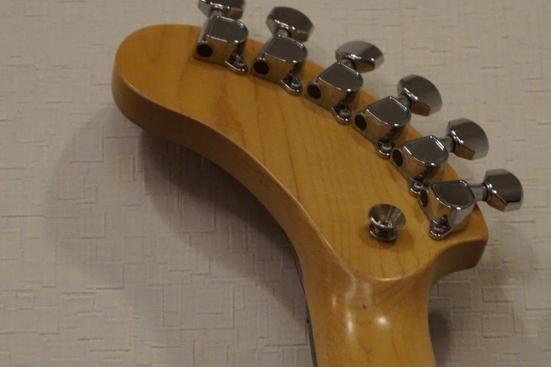 ギター Fernandes ZO-3 Red