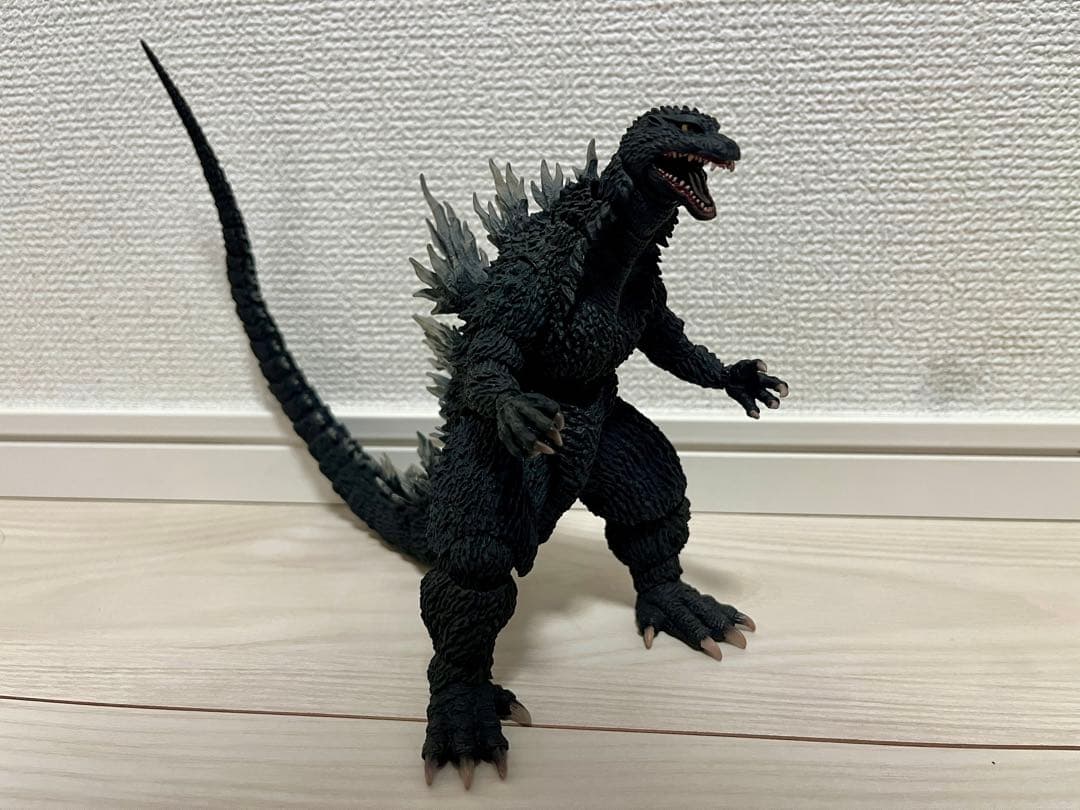 【ゆ】S.H. MonsterArts ゴジラ [2002]