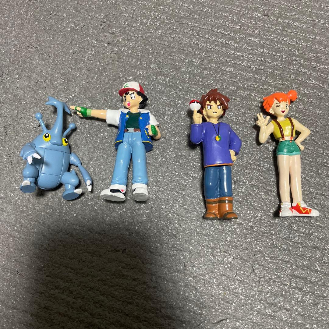 ポケモン　フィギュアコレクションなど　サトシ　シゲル　カスミ　ヘラクロス　4体