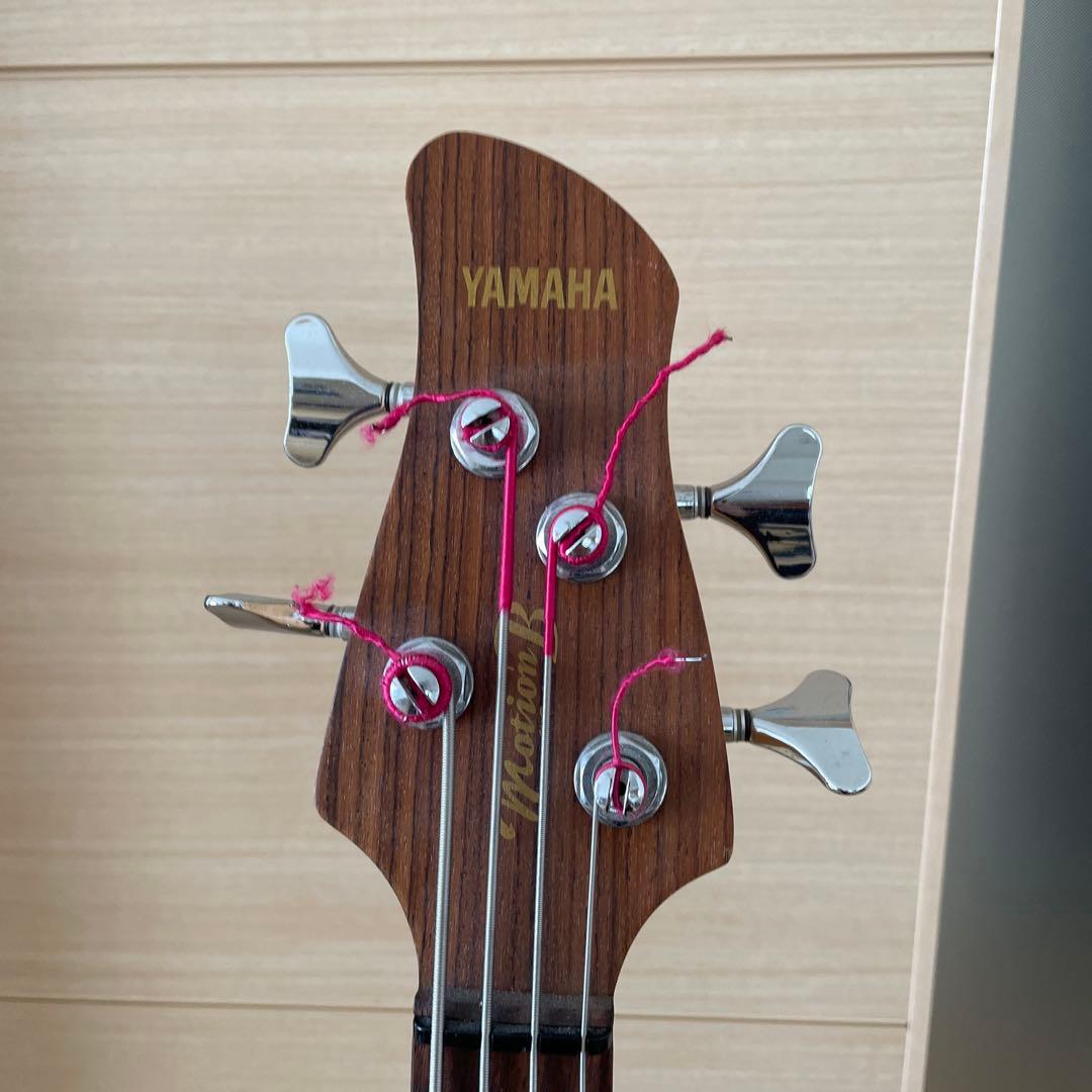 Yamaha TRBX エレキベース 4弦 ウッド仕上げ(スタンドなし)
