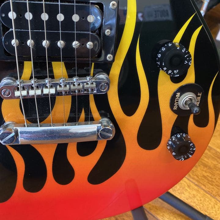 ラスト出品限定価格‼️超絶激シブ！！エピフォンレスポール　ファイヤーパターン！！