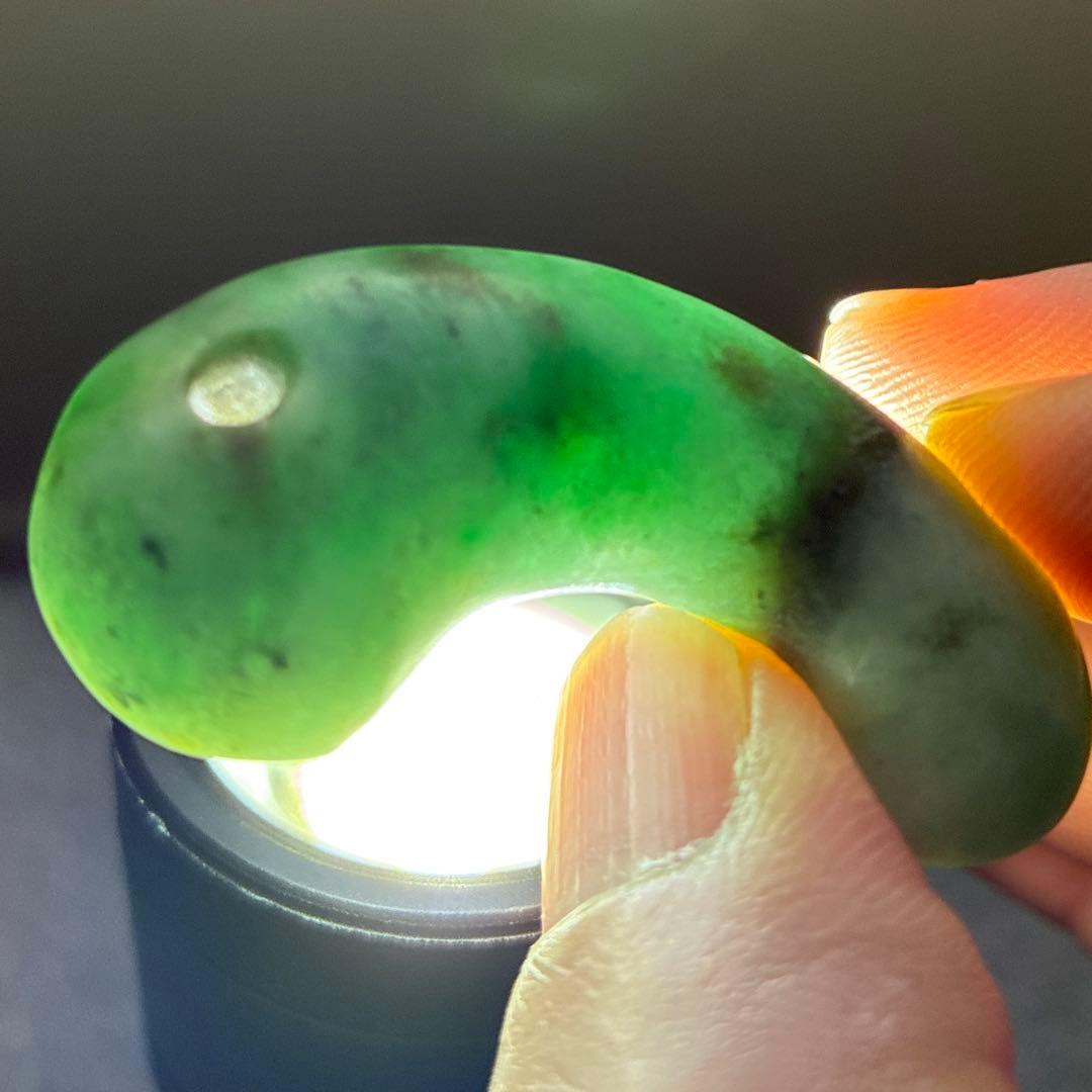 勾玉　糸魚川翡翠　ヒスイ　古墳期　出土品 宝石