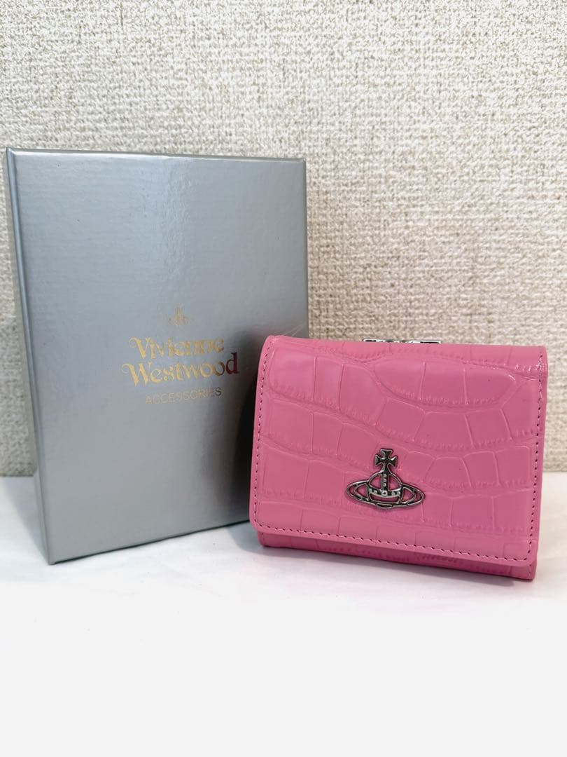 【新品未使用】Vivienne Westwood 三つ折り財布 ピンク 大人気