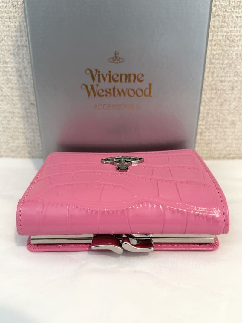 【新品未使用】Vivienne Westwood 三つ折り財布 ピンク 大人気