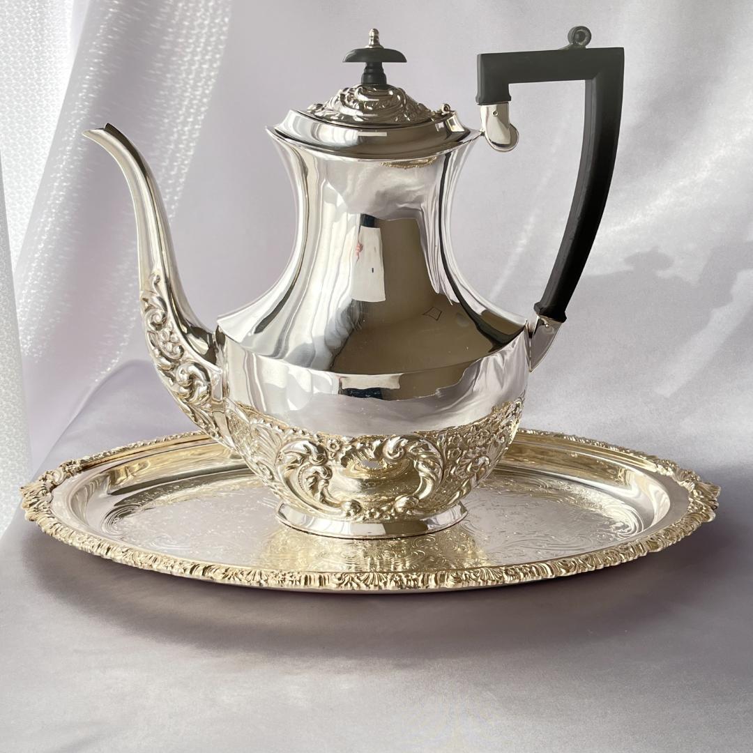 【Cheltenham】 ビクトリアン エンボスのコーヒーポット