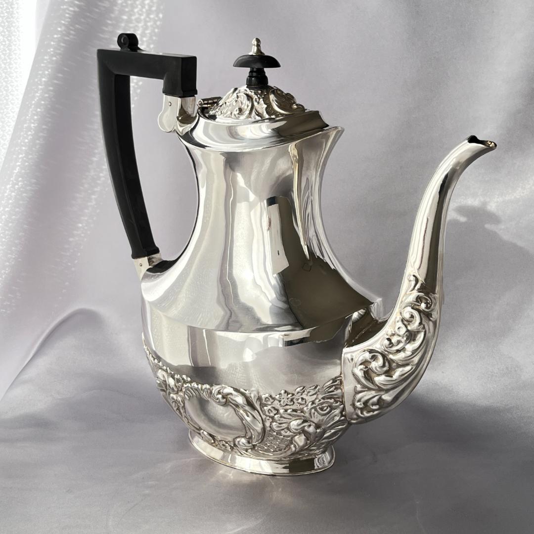 【Cheltenham】 ビクトリアン エンボスのコーヒーポット