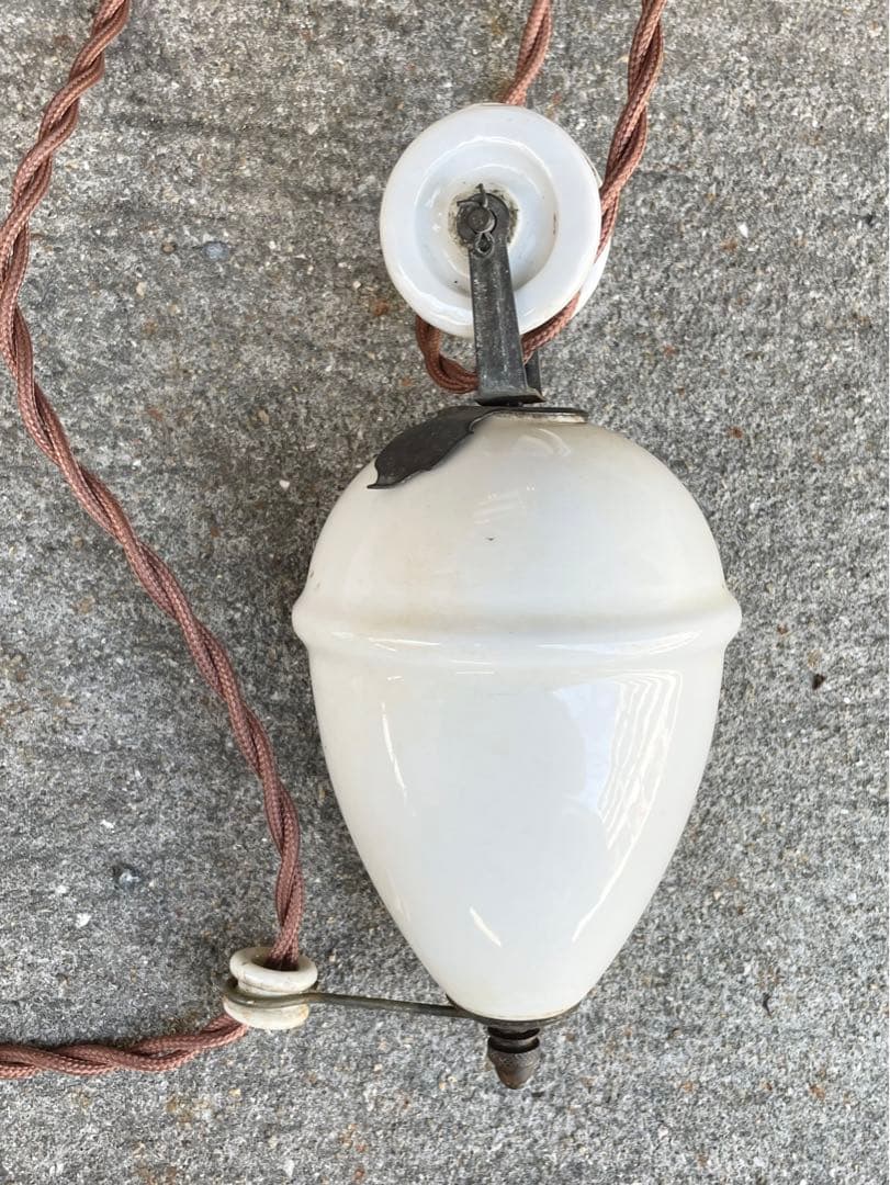 【merci】 2a. フランス　吊り下げ　滑車　ランプ　古道具　店舗什器