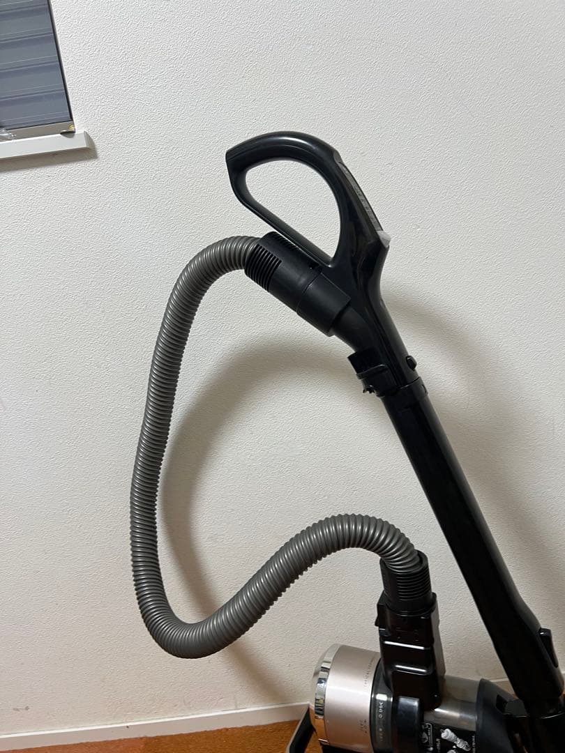 TOSHIBA 東芝 2020年製 VC-BK750X-N サイクロン式掃除機