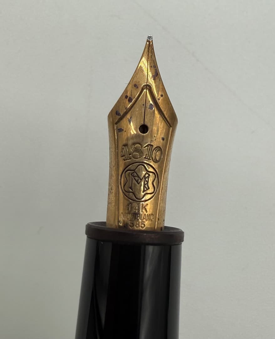 d*3様 万年筆　ペン先14K 585 刻印あり