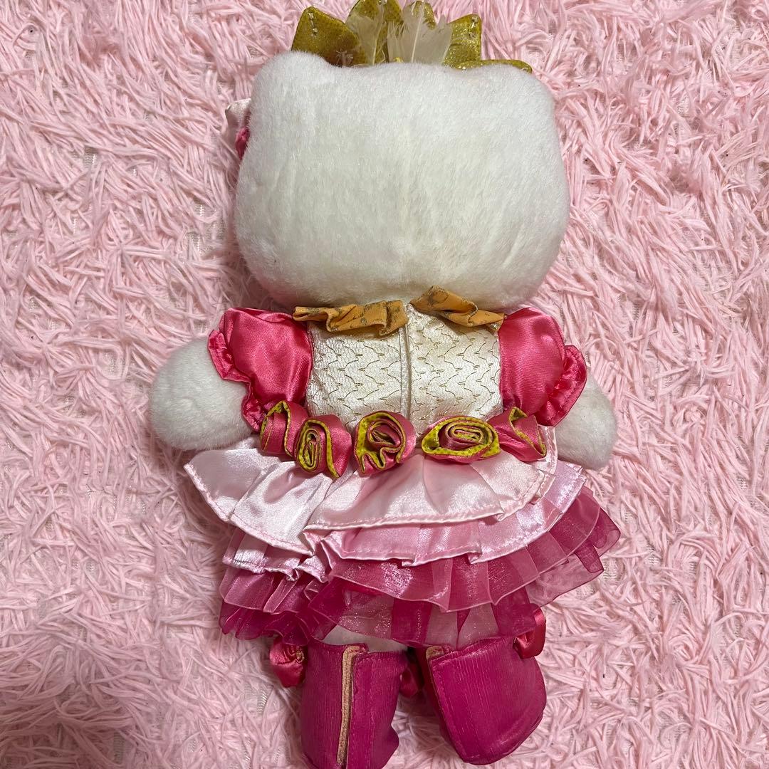 ハローキティ 激レアピンクドレス ぬいぐるみ
