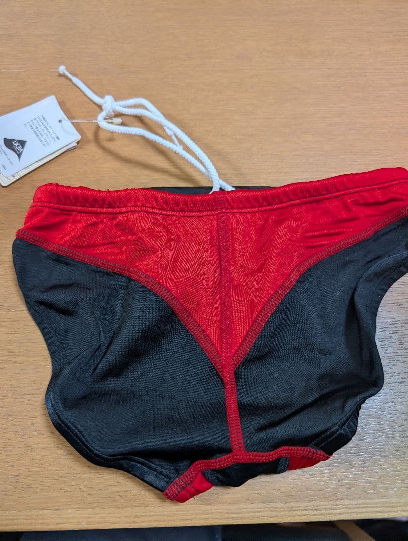 speedo 競泳水着（競パン） Mサイズ 黒/赤/ピンク