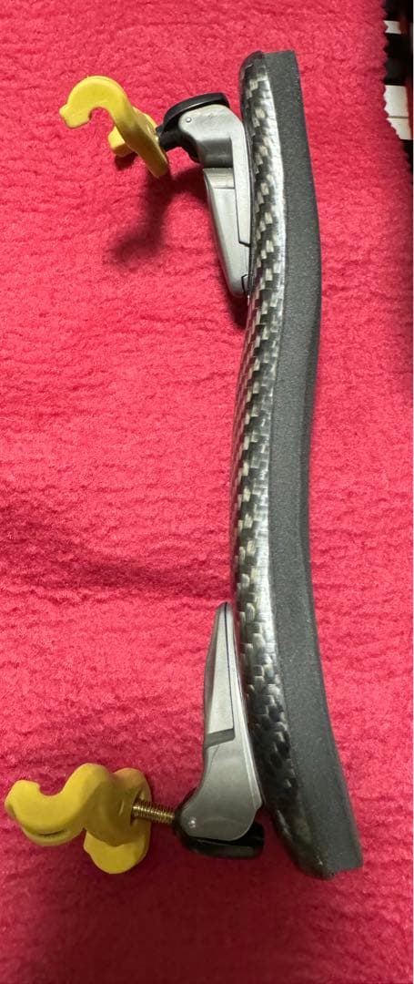 希少⚠️生産終了品　バイオリン4/4 肩当て　クン　ボーチェ　KUN VOCE