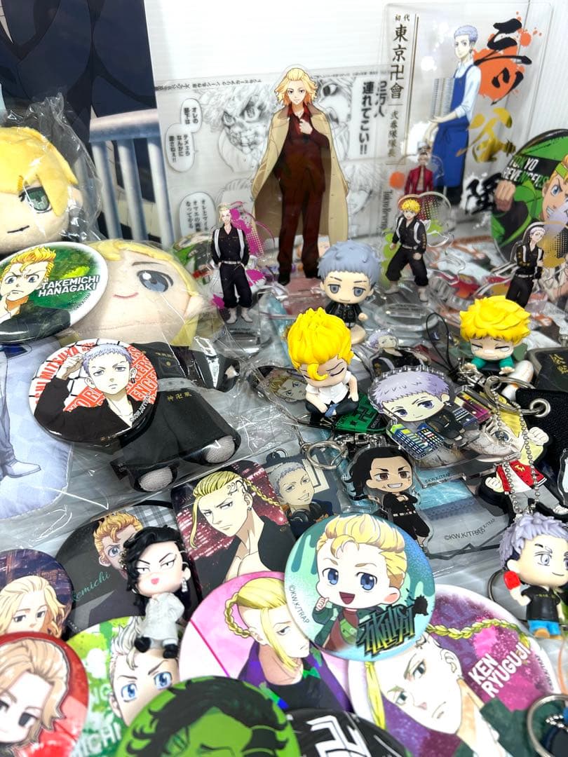 早い者勝ち 送料無料 東京リベンジャーズ グッズセット 250点 3.5kg