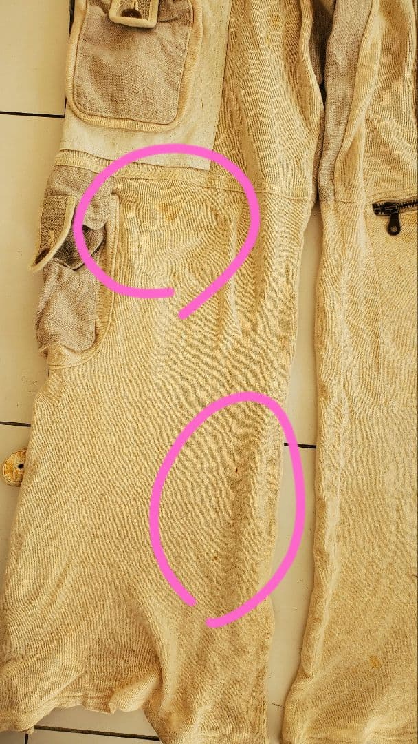 ベージュ カーゴパンツ 調整可能ウエスト