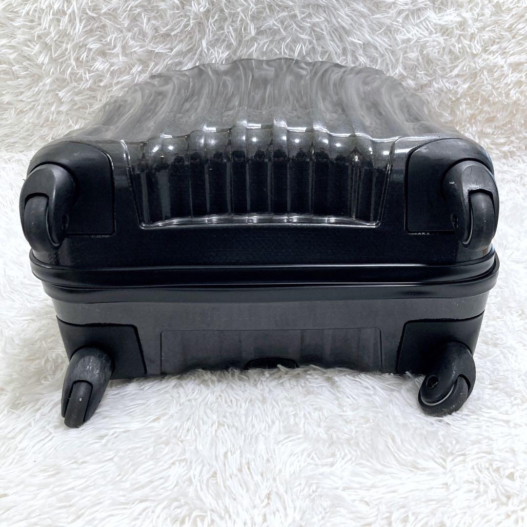 サムソナイト コスモライト 68L 3-5泊 超軽量 4輪 ブラック 大容量