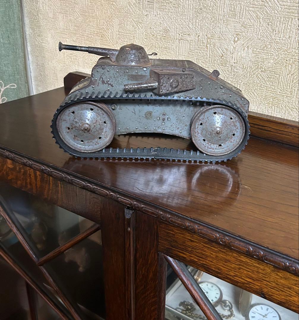 Tri-ang製のブリキ製戦車【アンティーク】