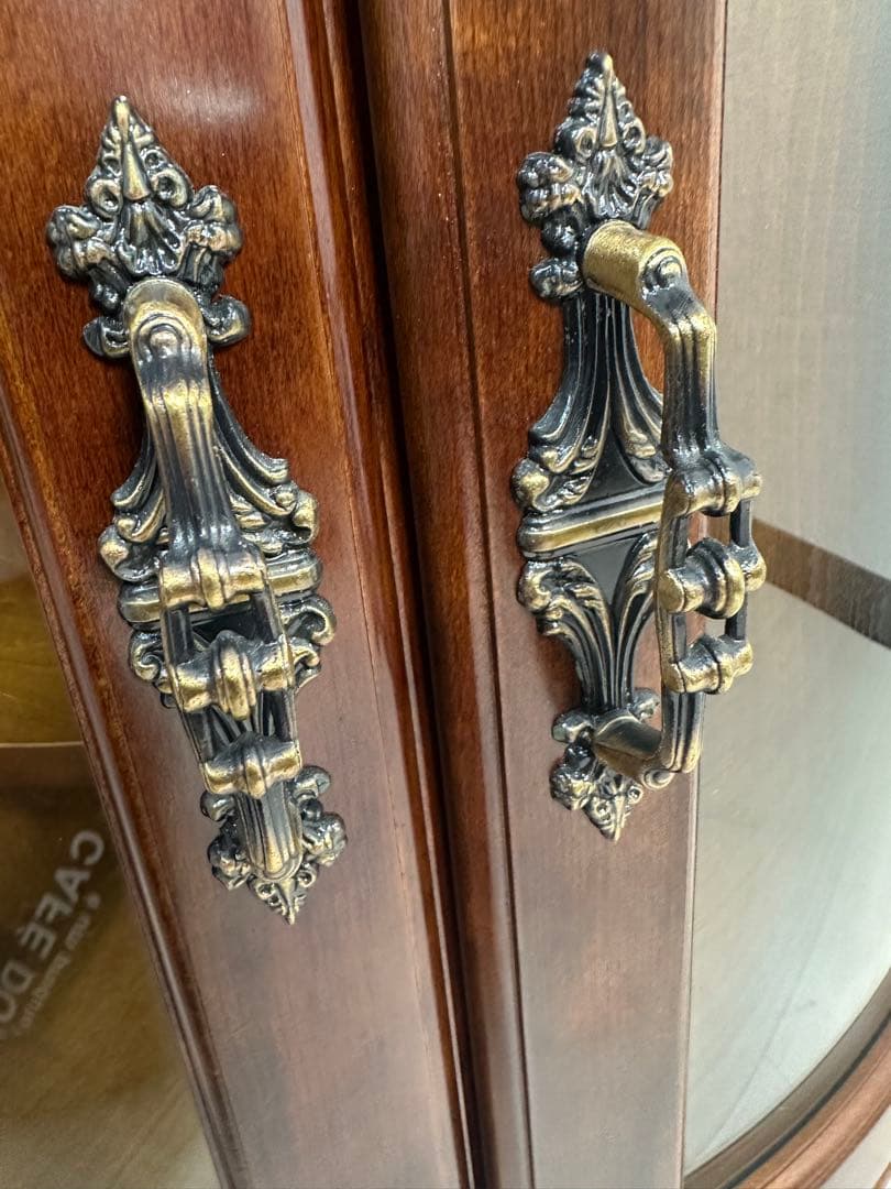 展示品 極美品 カリモク コロニアル コーナー キャビネット 飾り棚 ※i4※