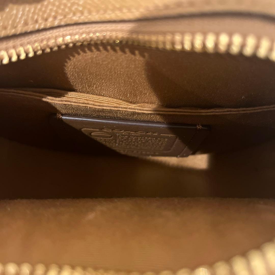 COACHショルダーバッグ　クロスボディー❤︎