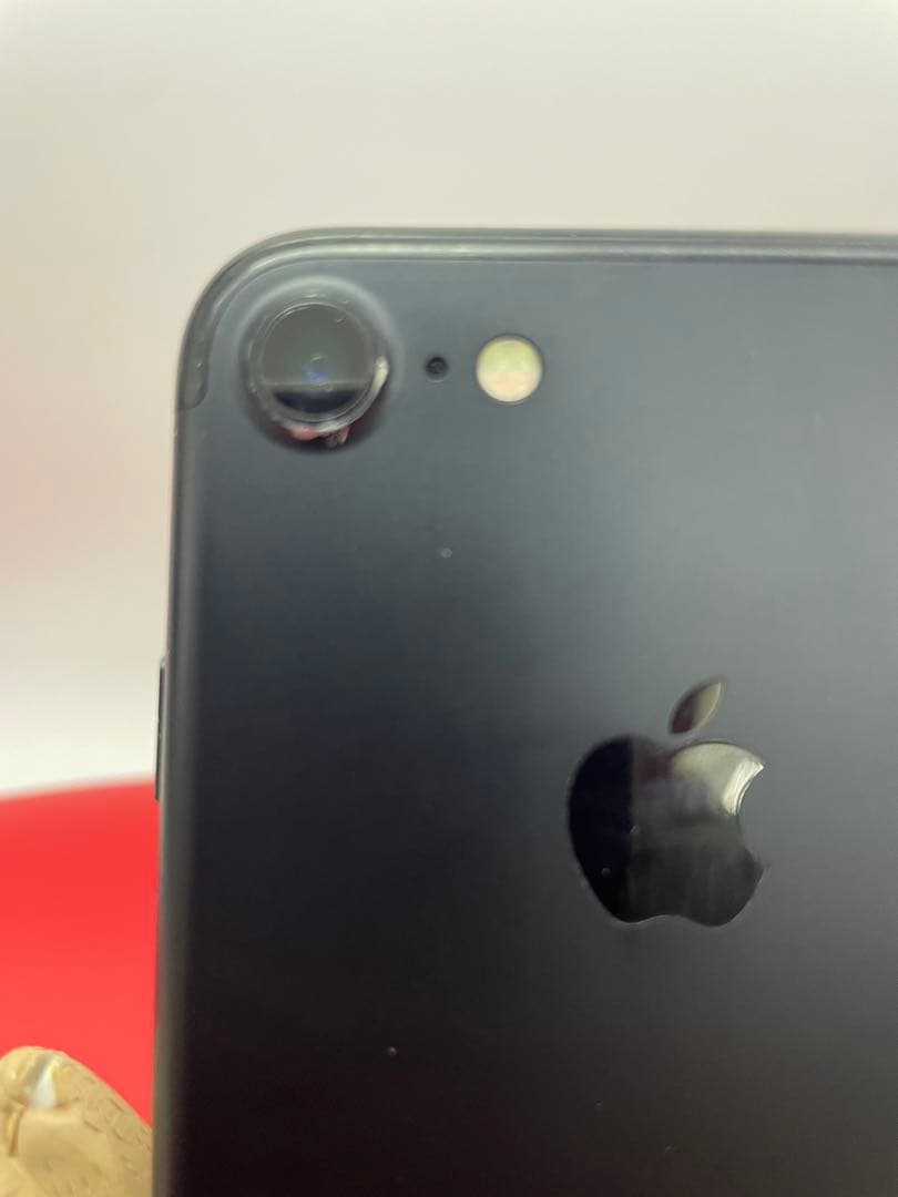 Apple iPhone 7 128GB ブラック