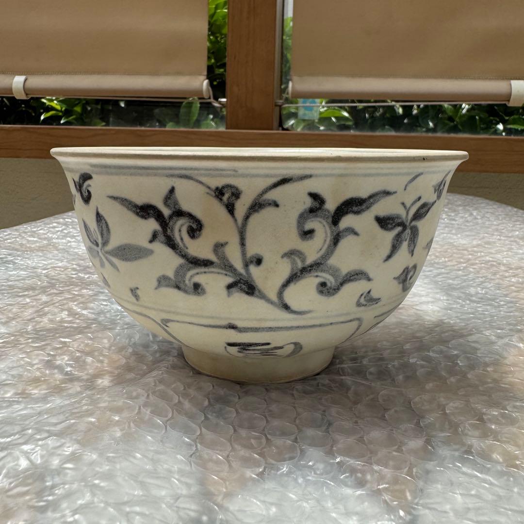古美術 安南焼 ベトナム 唐草紋染付鉢 茶碗 呉須 陶磁器 骨董 桐箱付