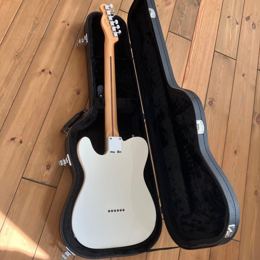 Fender テレキャスター　TELECASTER