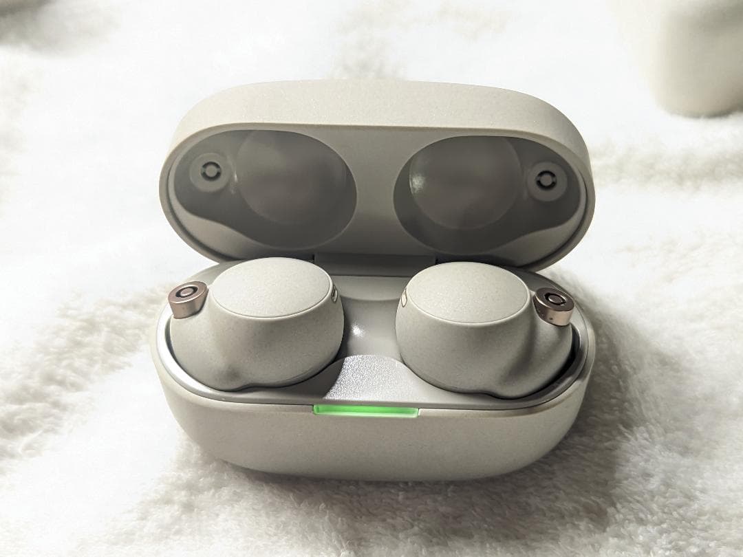 【美品】SONY WF-1000XM4 ノイズキャンセリング ワイヤレスイヤホン