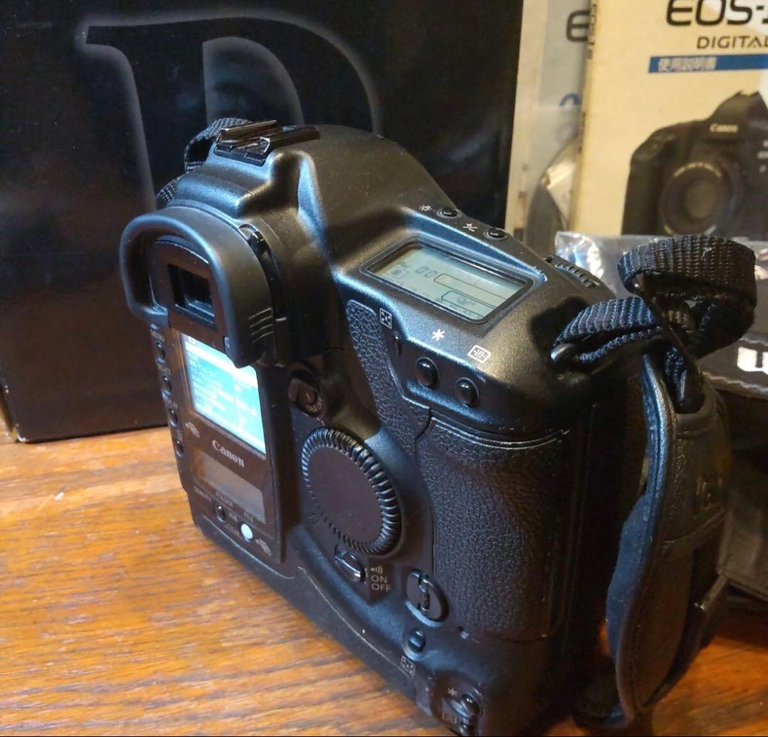 Canon EOS-1D 初代 ccd デジタル一眼レフカメラ