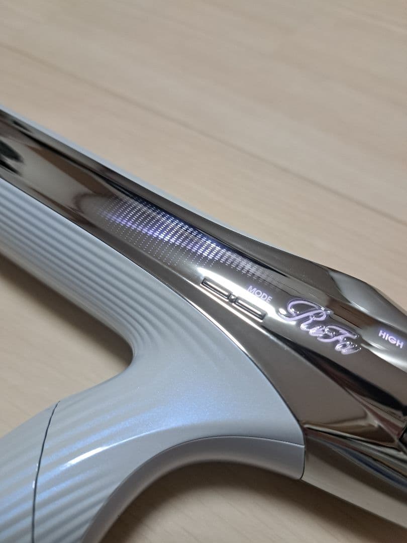 リファ ドライヤースマートW ダブル Refa 2024年製 海外対応