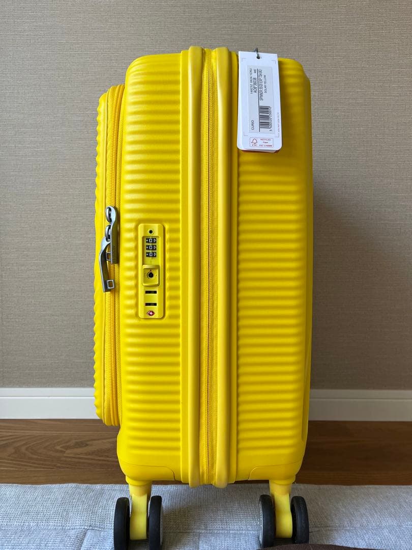 アメリカンツーリスター Curio スピナ-55 機内持ち込み　フロントオープン