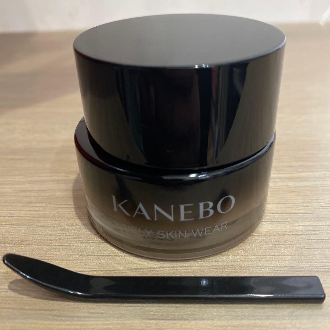 KANEBO ライブリースキンウェアII 110