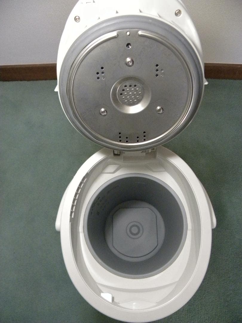 ②象印大型加湿器