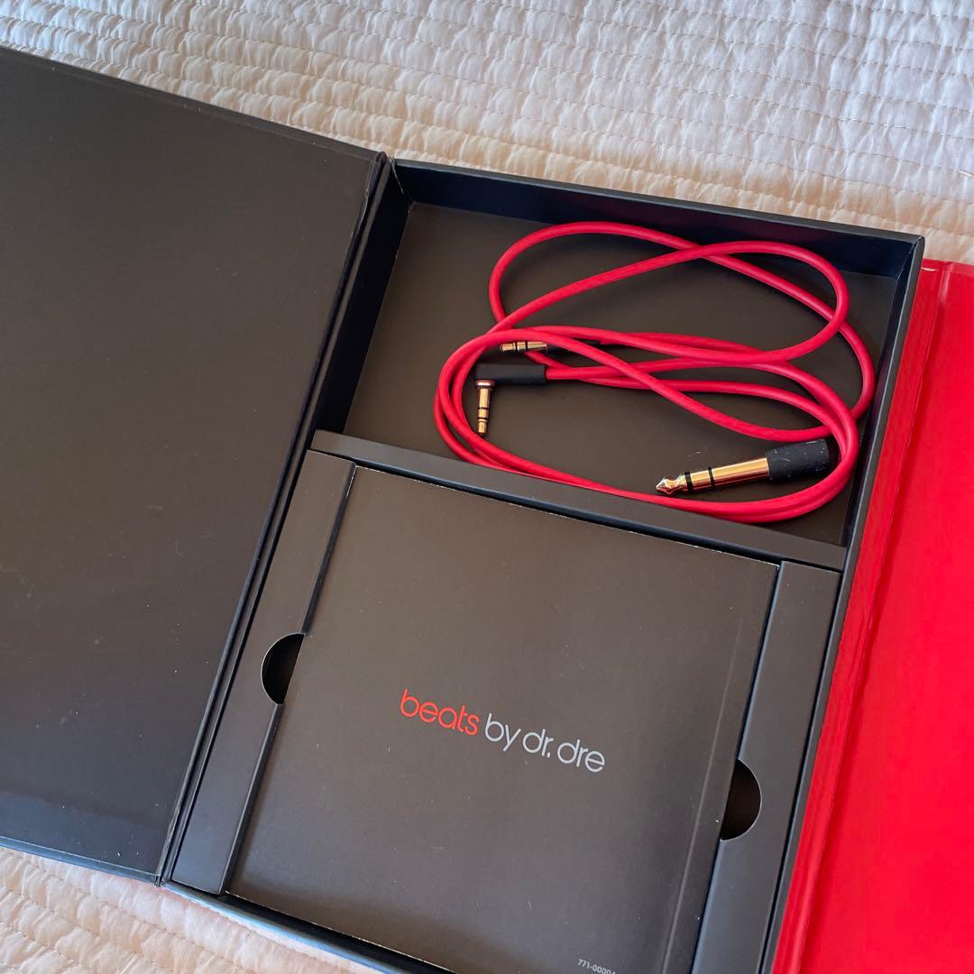 beats wirelessヘッドホン