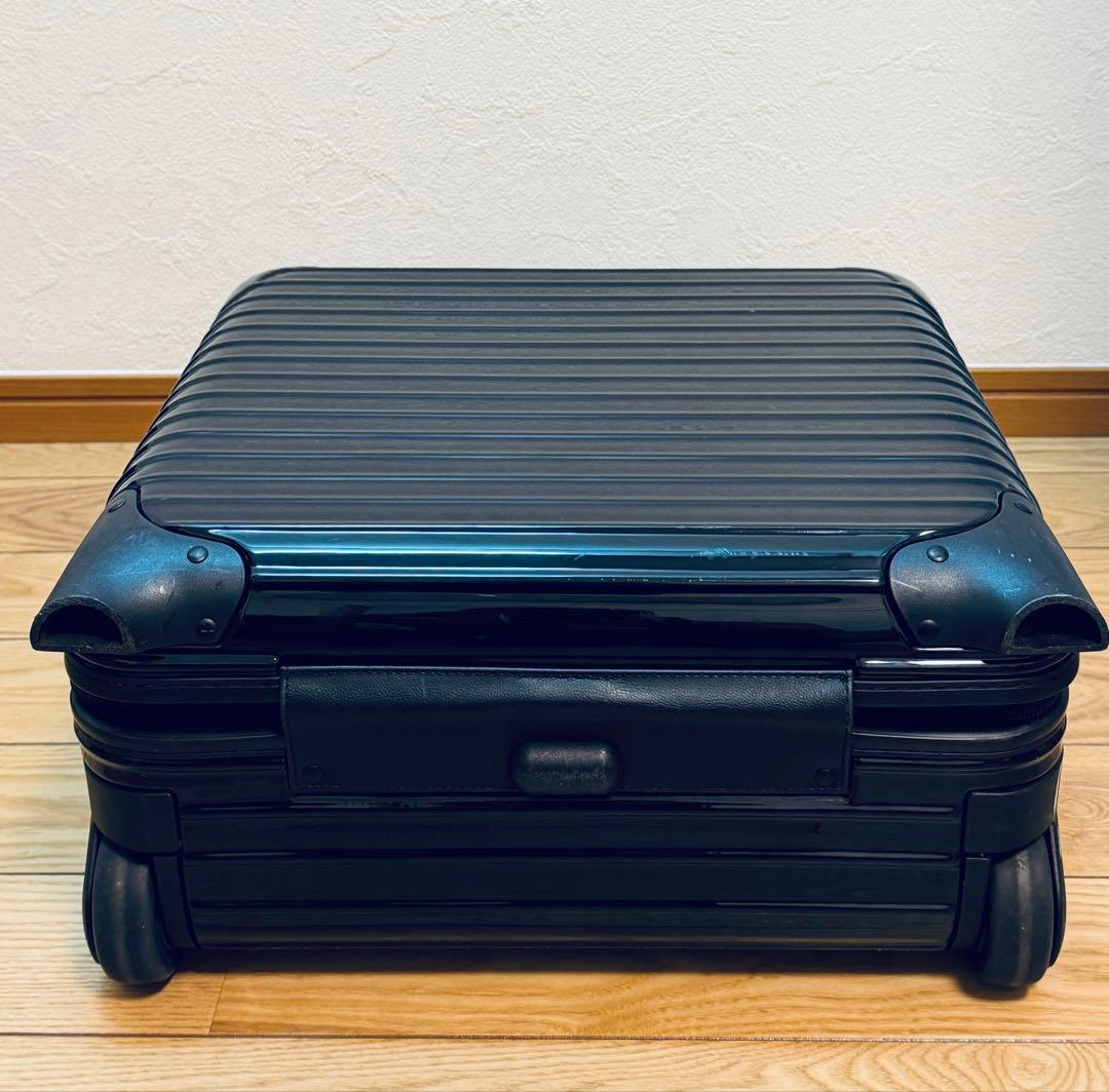 【週末値下】リモワ サルサデラックス2輪 23L 機内ビジネストローリー黒