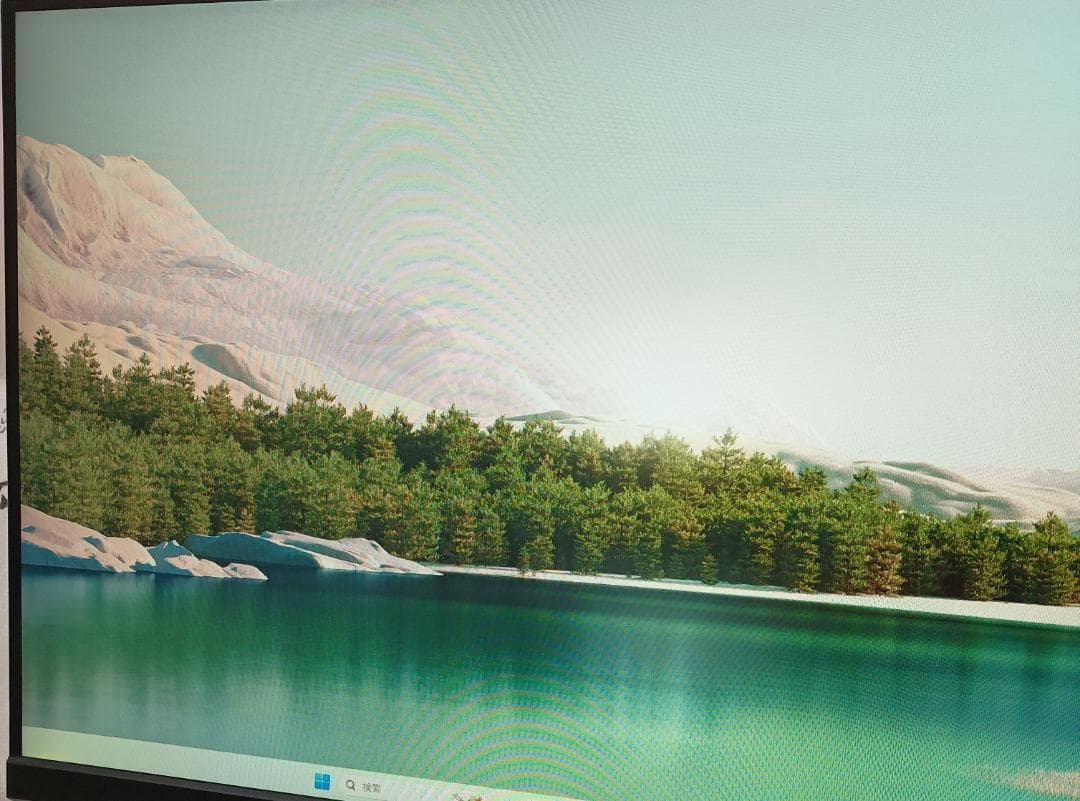 MINISFORUM UN305 高性能ミニPC ディスプレー３台接続できる