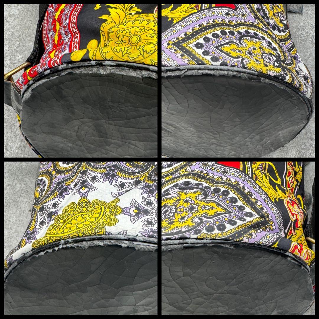 希少　VERSACE ボディバッグ　ショルダー　バロック柄　バケツ型　2way