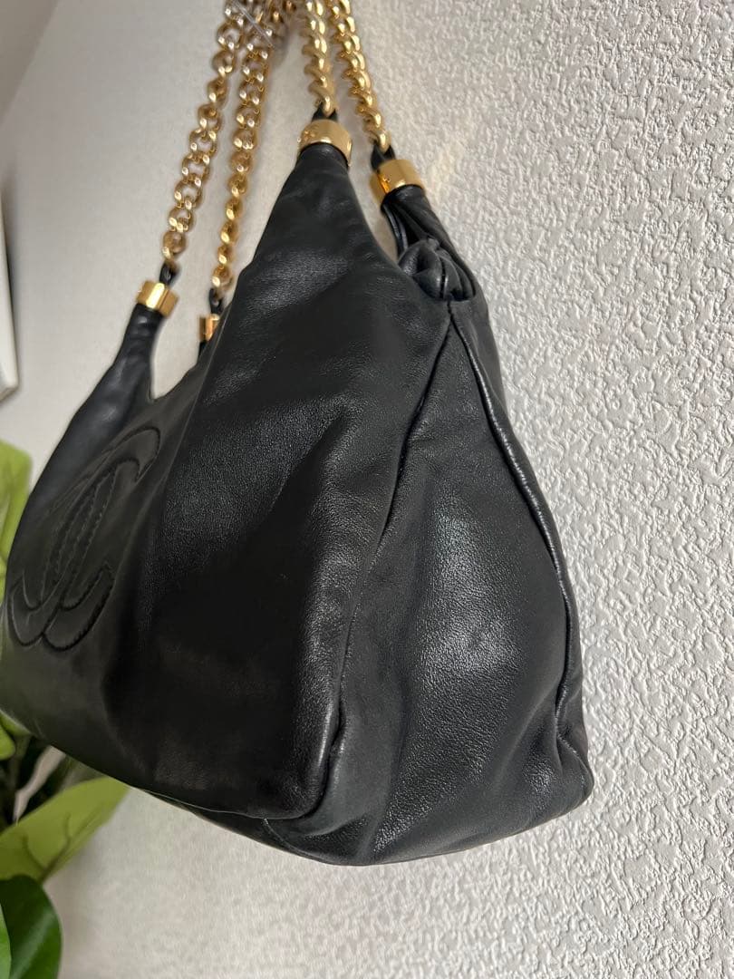 CHANEL ブラックレザー ショルダーバッグ★ギャランティカード付