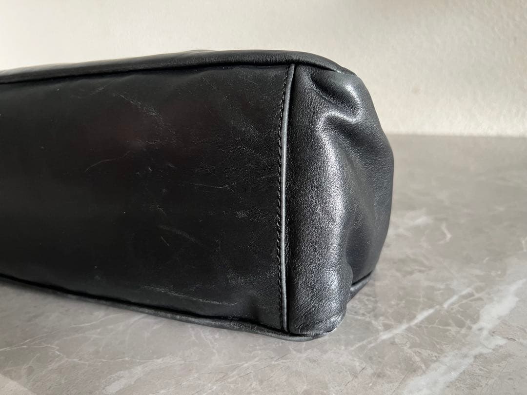 CHANEL ブラックレザー ショルダーバッグ★ギャランティカード付