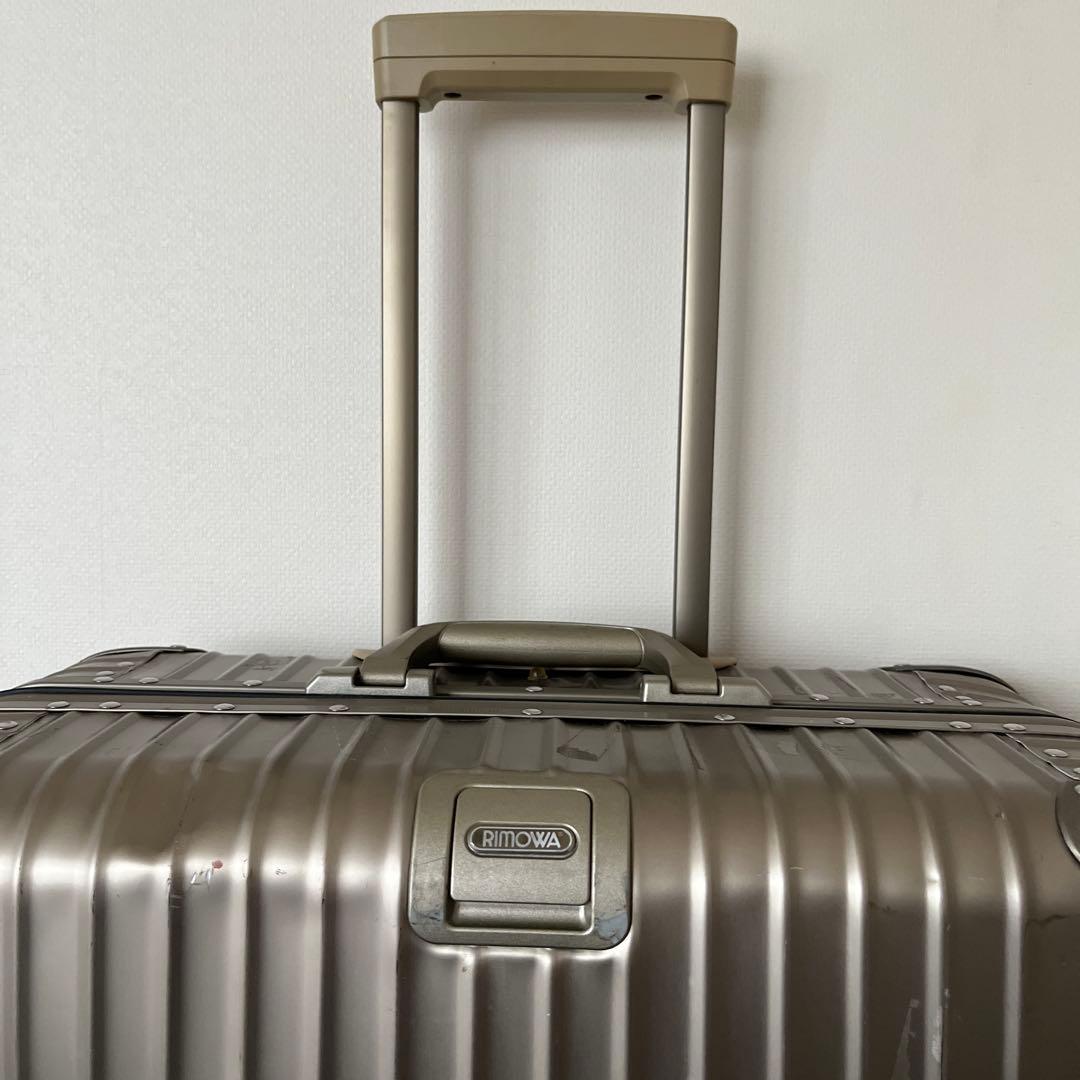 リモワ　トパーズ　チタニウム（約80ℓ）