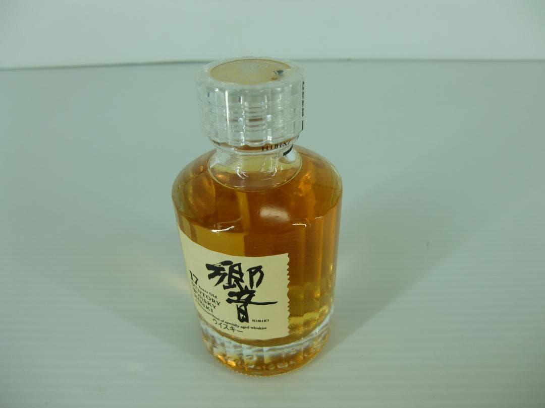 古酒 未開封 響 １７年 ミニボトル サントリー 希少 ウイスキー