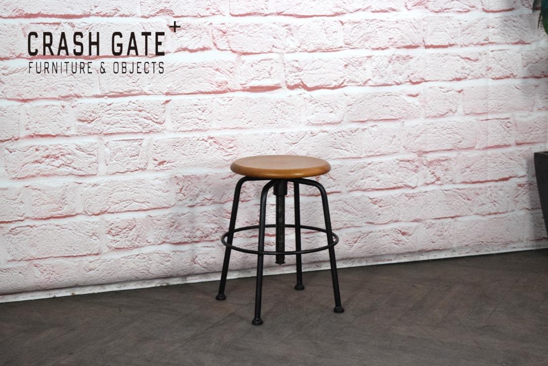 クラッシュゲート ノットアンティークス　コンベックスⅢ スツールS　d