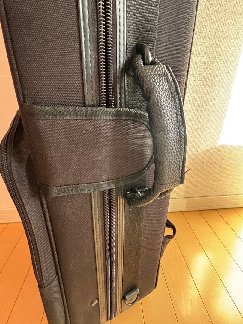 テナーサックス　セミハードケース 黒