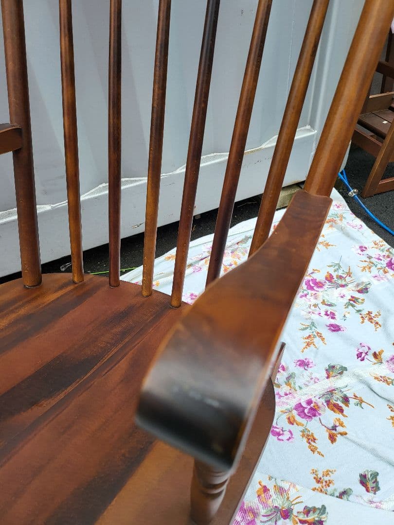 木製ロッキングチェア