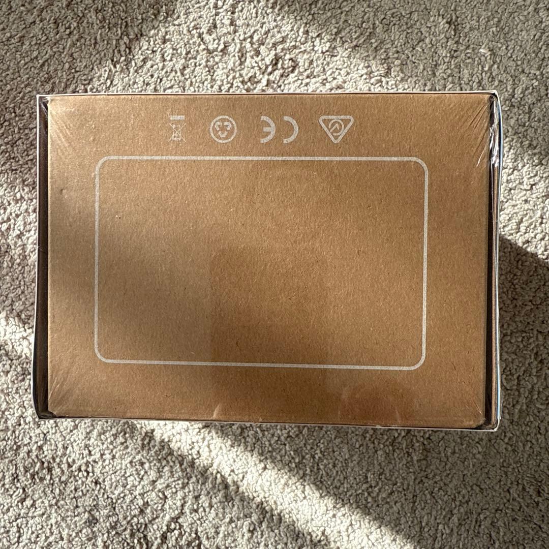 Eilik ピンク デスクトップロボット