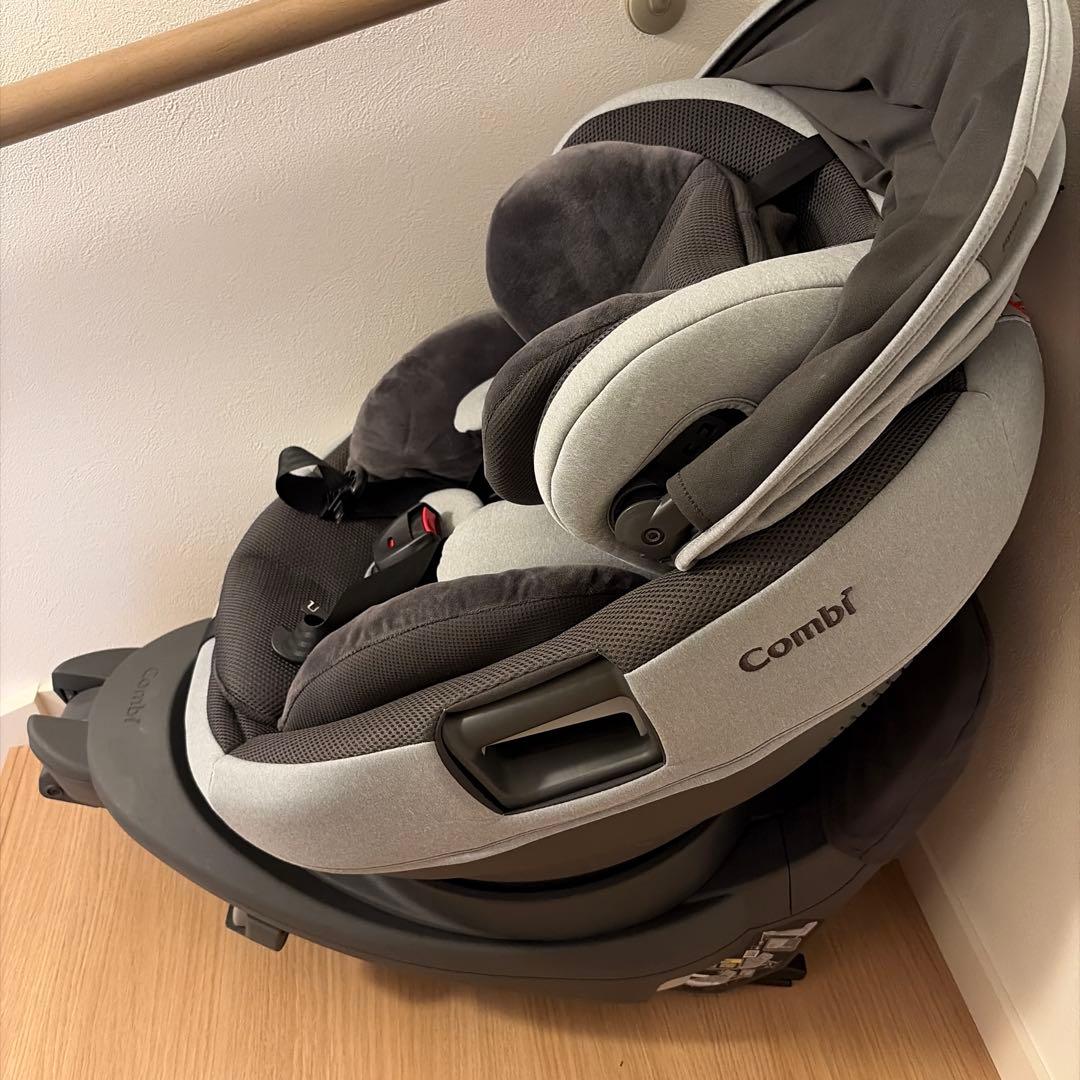 【美品】コンビ THE S ISOFIX エッグショック ZB-690