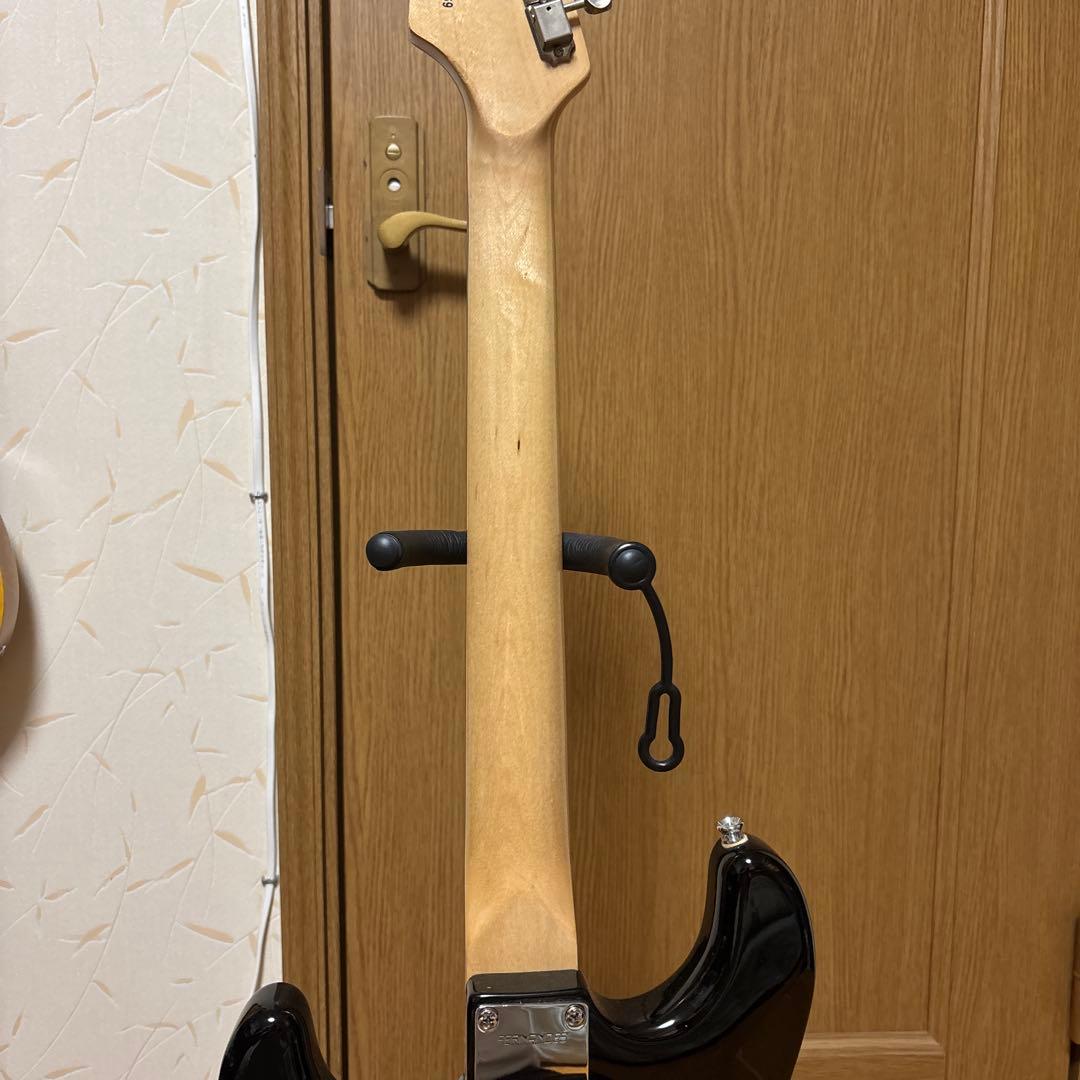 FERNANDES ストラトキャスタータイプ エレキギター SSHピックアップ