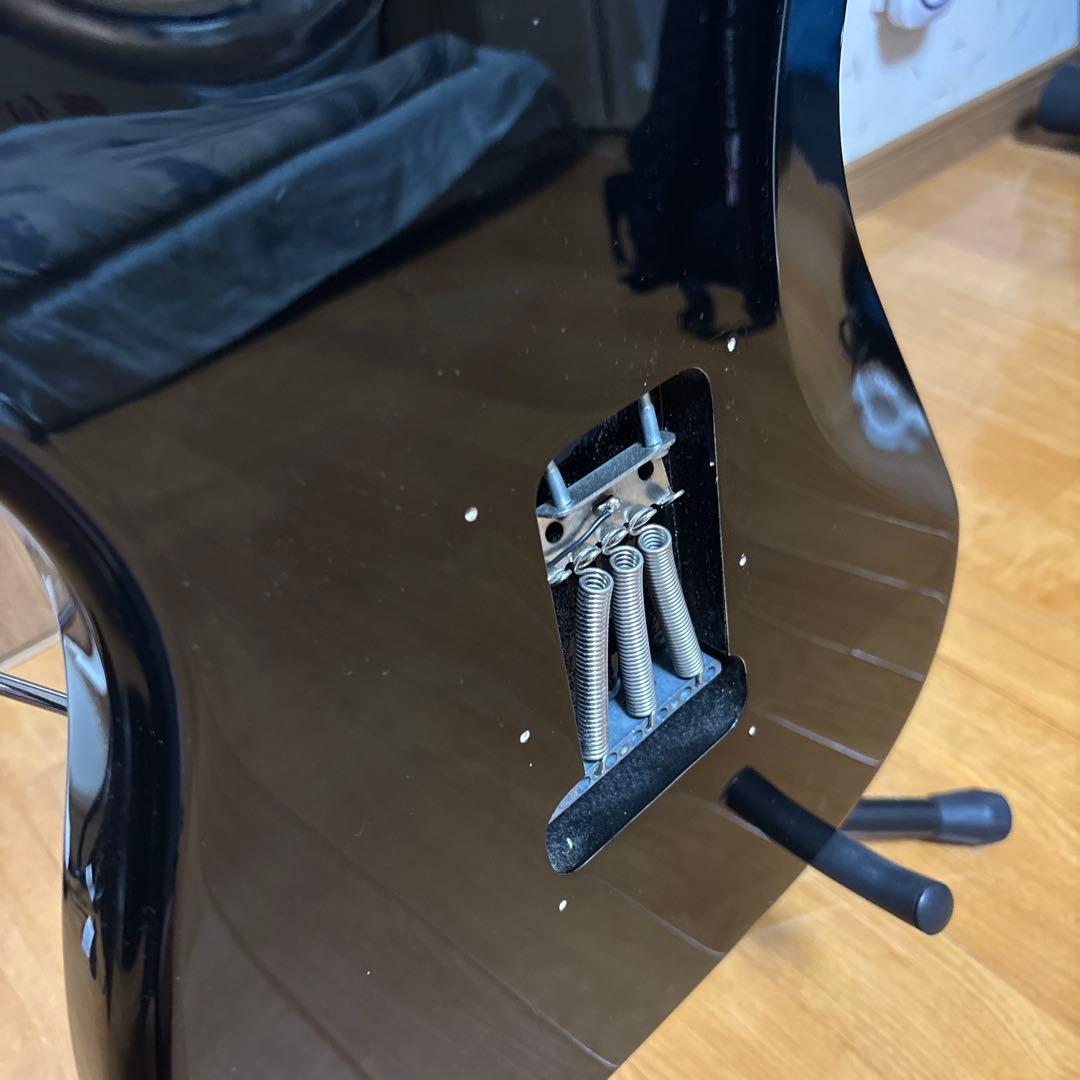 FERNANDES ストラトキャスタータイプ エレキギター SSHピックアップ