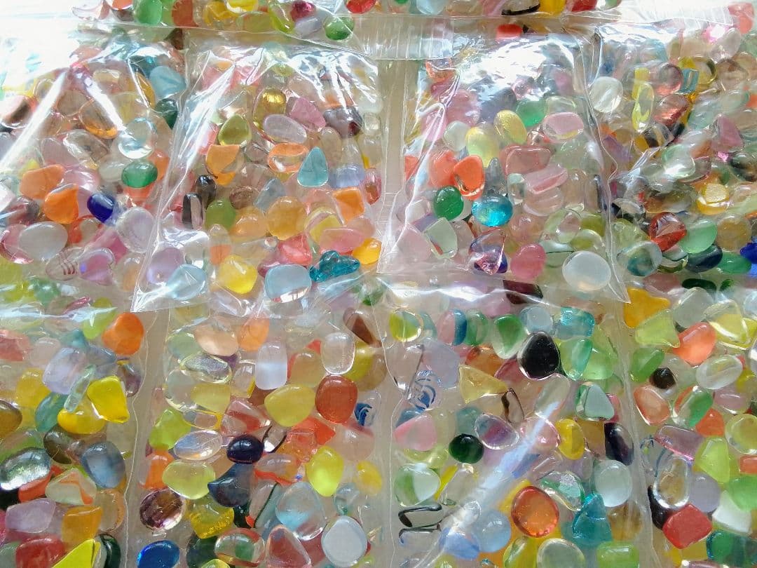 ガラスナギット。オリジナル２層ガラスナギット。１０００個。８㎜～１２㎜位。