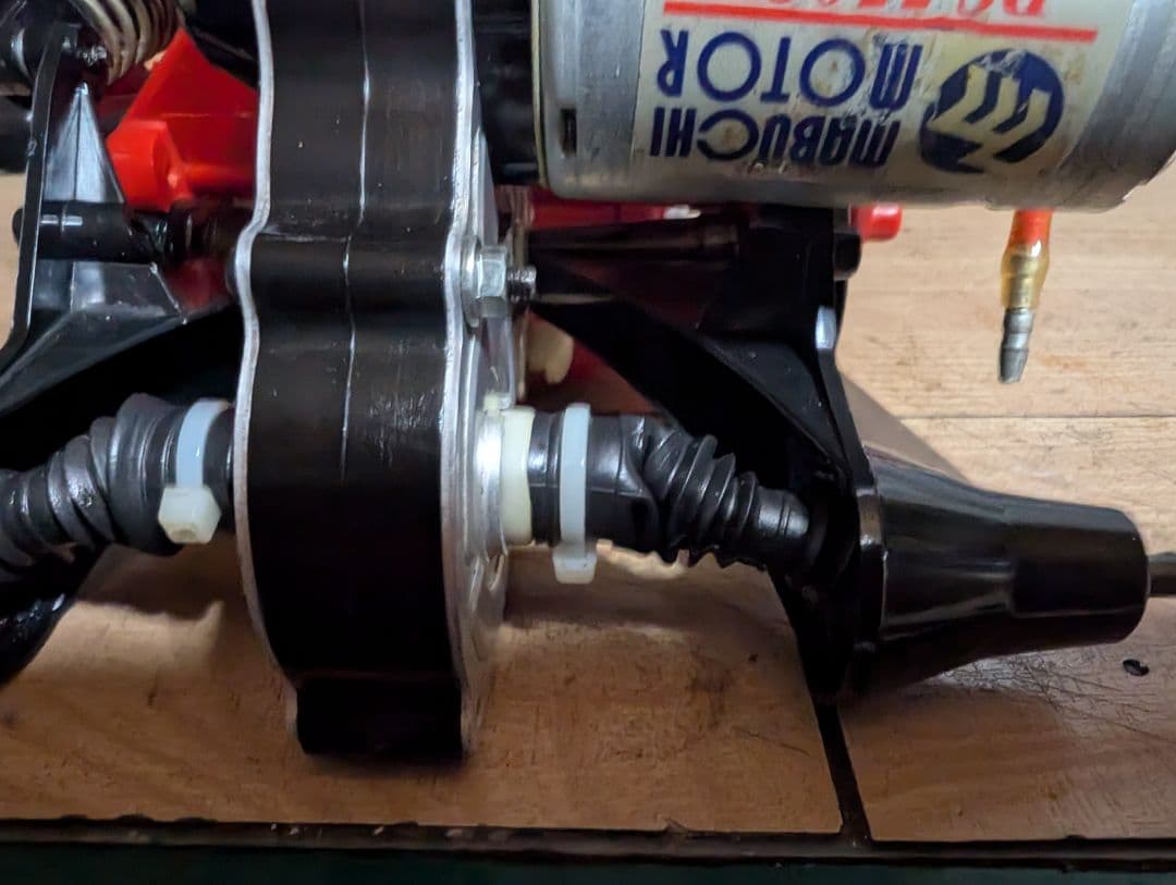 タミヤ　当時物ブラックフット　シャーシのみ